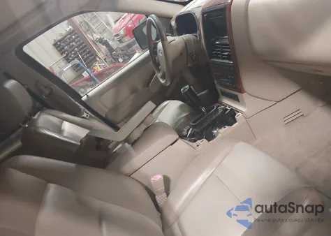 2006 Ford Explorer Eddie Bauer из США, поврежденный, VIN 1FMEU74E76UB09061